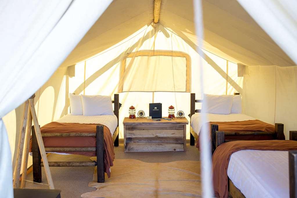 Under Canvas Acadia Surry Quarto foto